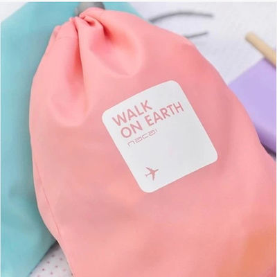 tas serut poliester kain poliester tahan air promosi ramah lingkungan Saku penutup debu kustom untuk hadiah kain