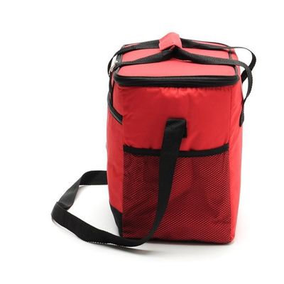 Produsen melintasi perbatasan untuk memproduksi tas isolasi termal tas makan siang kain Oxford