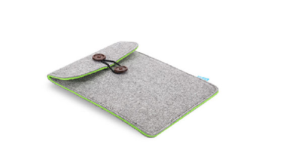 Masuk ke dalam tas penyimpanan dengan perlindungan dari bahan felt